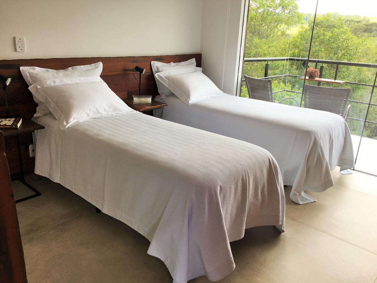 Latitude Lodge Cunha Extérieur photo